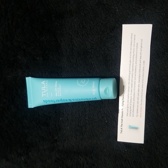 Deluxe Beauty Kit - Picture 3 of 4